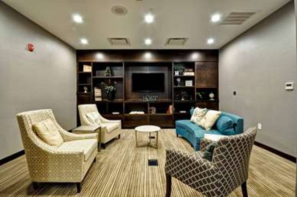 HOMEWOOD SUITES BY HILTON CINCINNAT 8