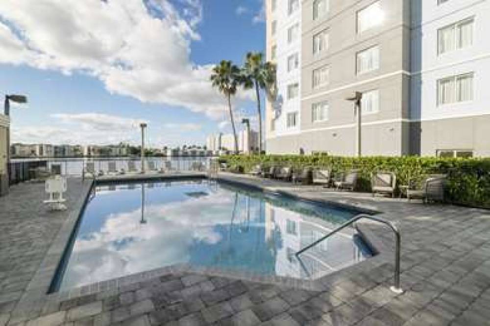 Homewood Suites By Hilton Miami-Airport/Blue Lago 10