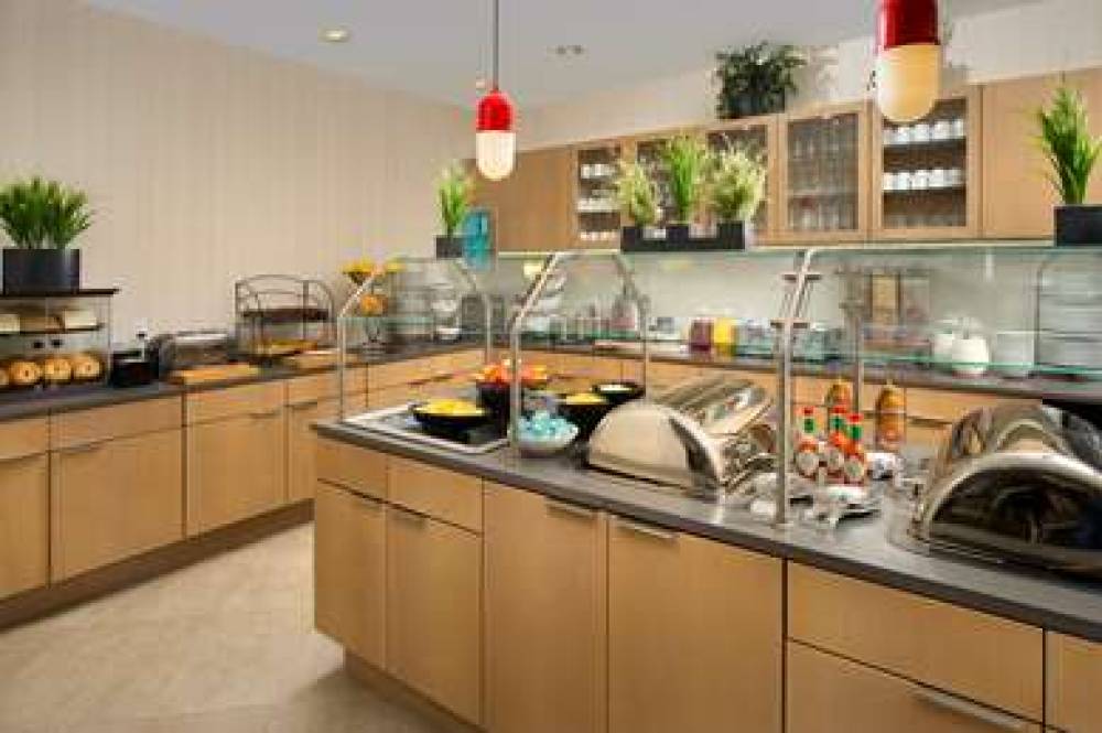 HOMEWOOD SUITES BY HILTON MIAMI DOW 9