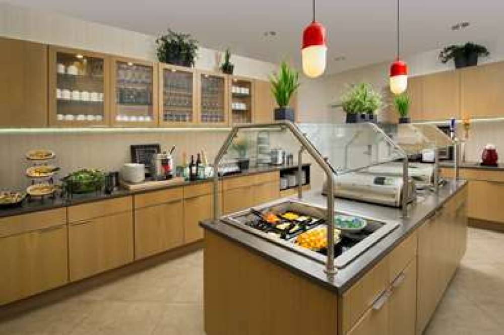 HOMEWOOD SUITES BY HILTON MIAMI DOW 8