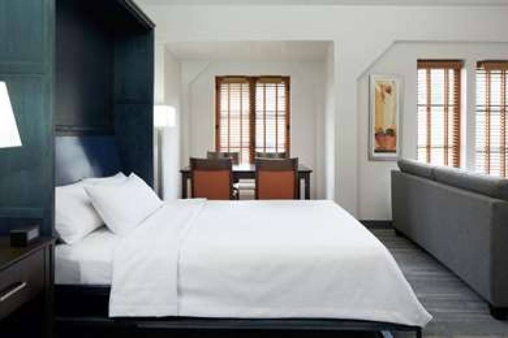 Homewood Suites By Hilton Mont-Tremblant Resort 8