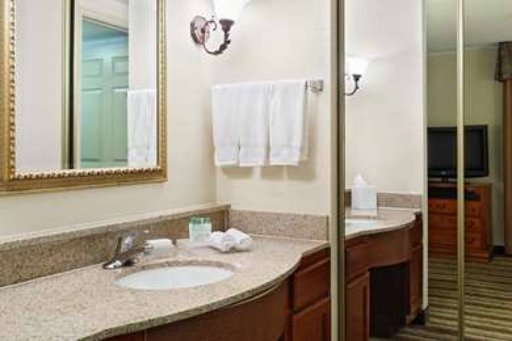 Homewood Suites By Hilton Richmond Airport 2