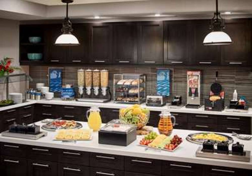 HOMEWOOD SUITES NORTH BAY 5