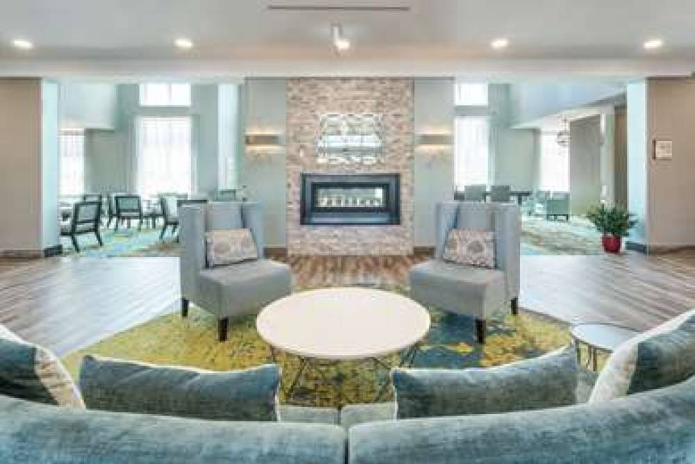 HOMEWOOD SUITES OTTAWA AIRPORT 8