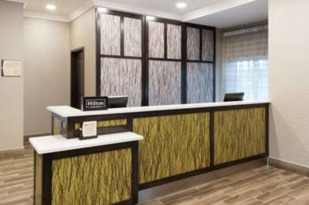 HOMEWOOD SUITES OTTAWA AIRPORT 9