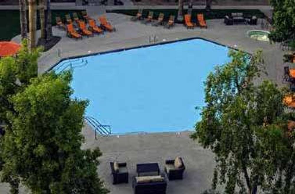 Hotel 502