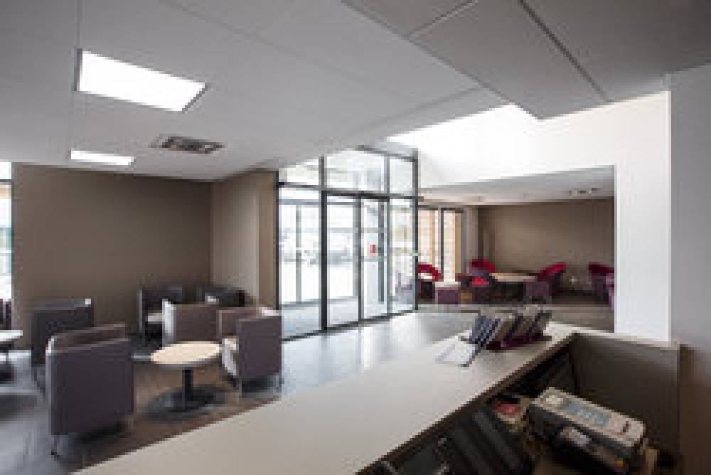 Hotel Akena City Reims-Bezannes 1