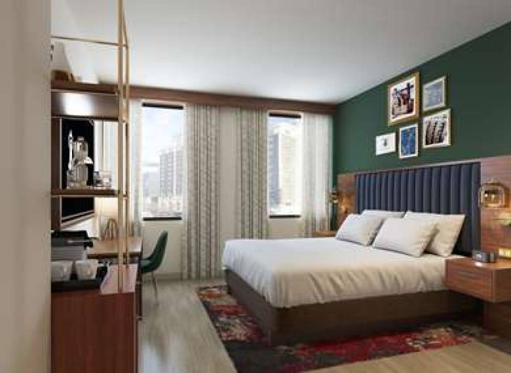 HOTEL ARDENT DAYTON TAPESTRY HLTN 5