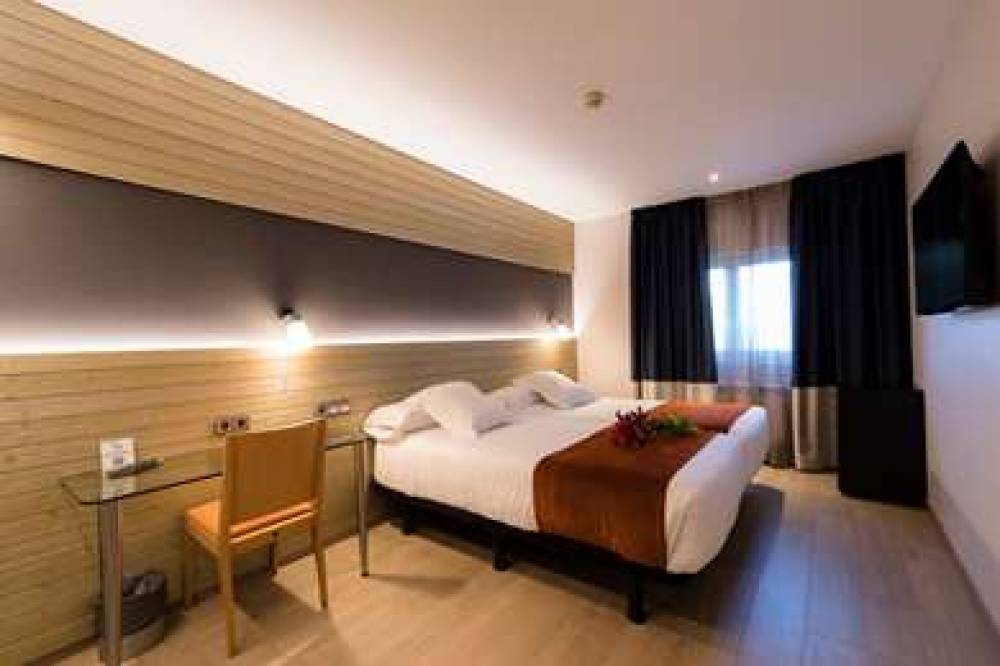 HOTEL AVENIDA, A CORUNA 7