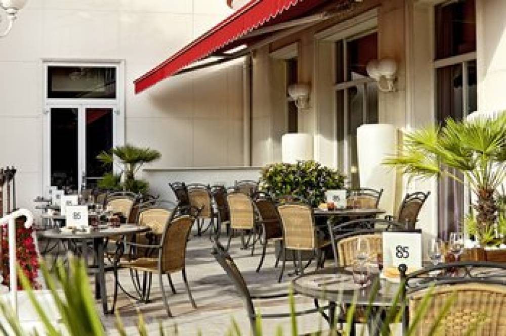 HOTEL BARRIERE LE GRAND HOTEL ENGHI 5