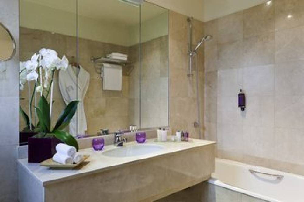 HOTEL BARRIERE LE GRAND HOTEL ENGHI 1