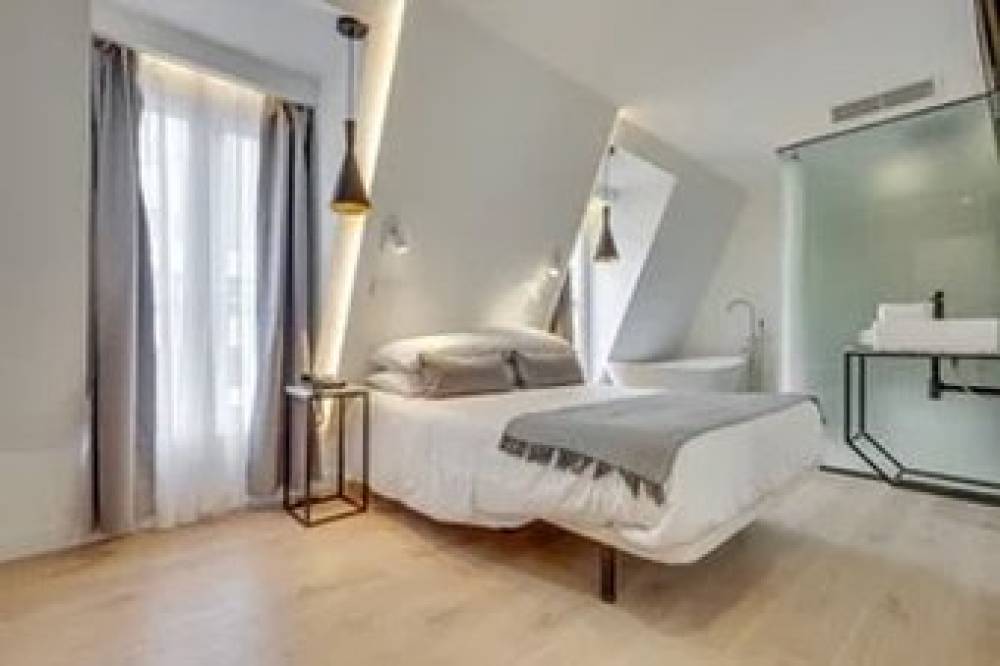 HOTEL BEAUSEJOUR 4