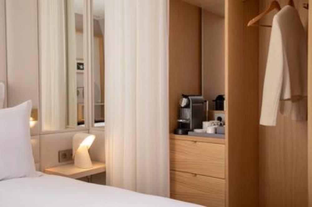 HOTEL BEIGE 5