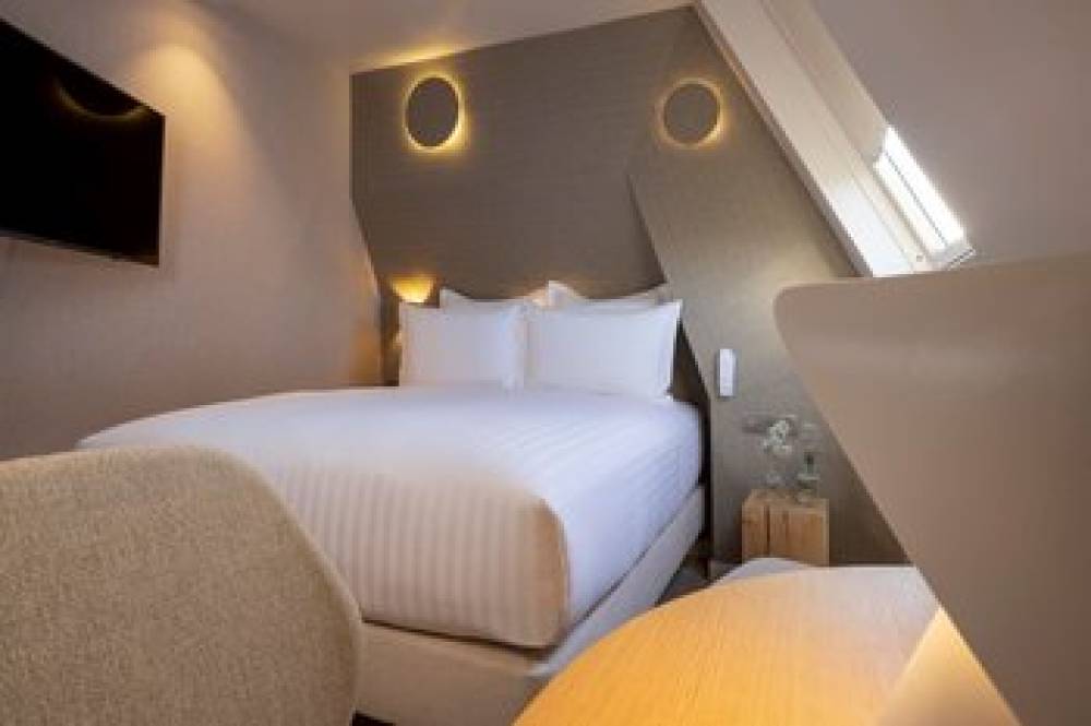 HOTEL BEIGE 3