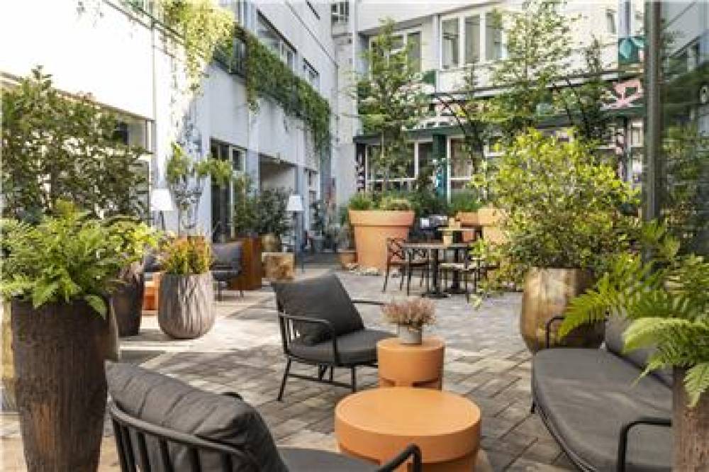 HOTEL BERLIN BERLIN A MEMBER OF RAD 2