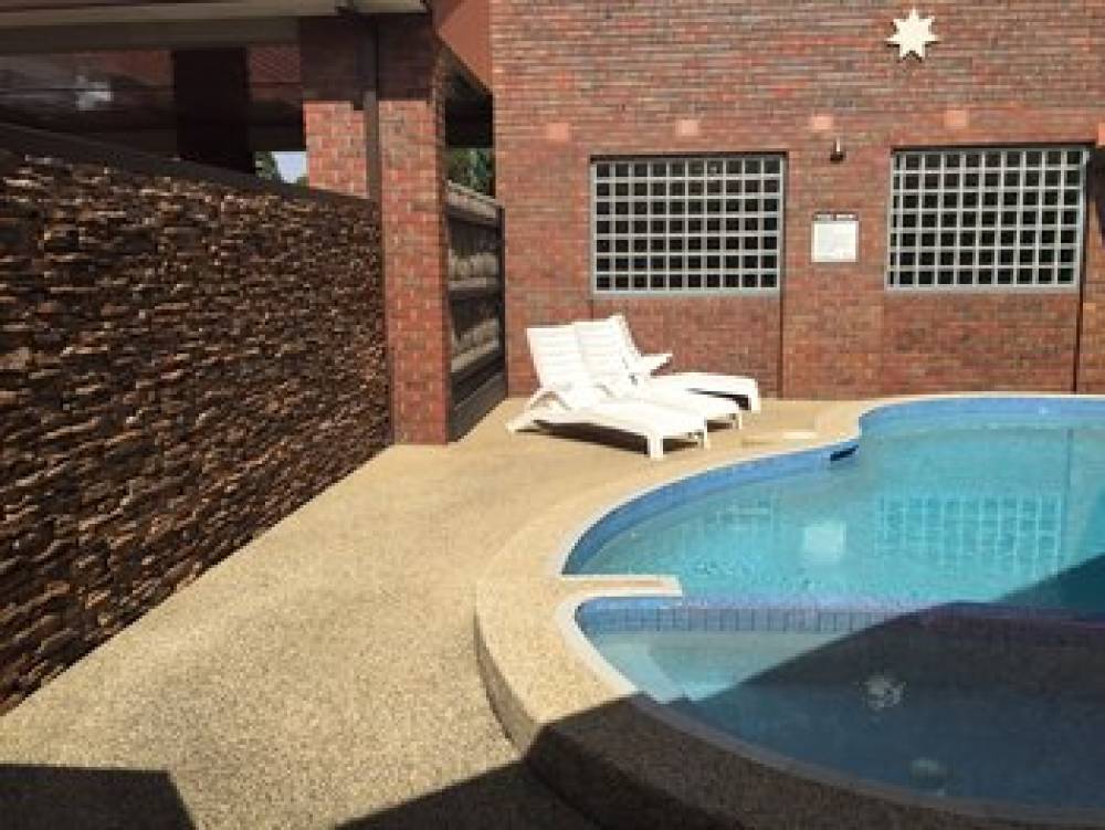 HOTEL BRUCE COUNTY 3