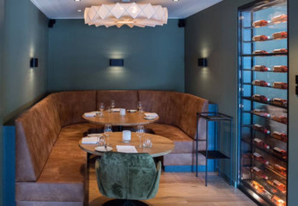 HOTEL CENTRAL RESTAURANT SISTERMANS 9