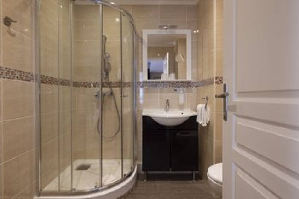 HOTEL CHATILLON 9