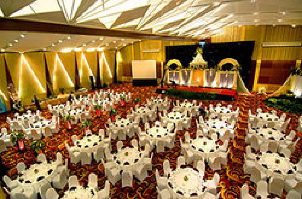 HOTEL CIPUTRA JAKARTA 10