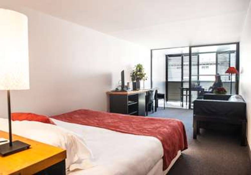 HOTEL CLOITRE SAINT LOUIS 4