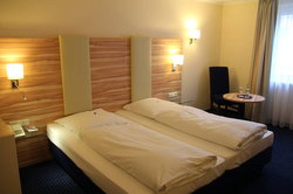 HOTEL DANIEL 8