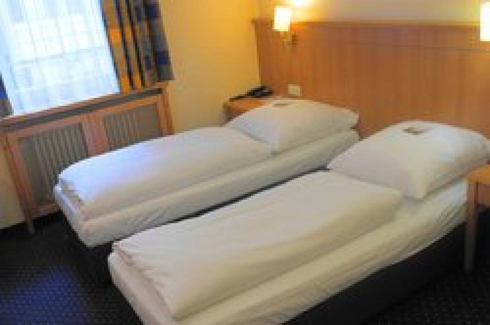 HOTEL DANIEL 4