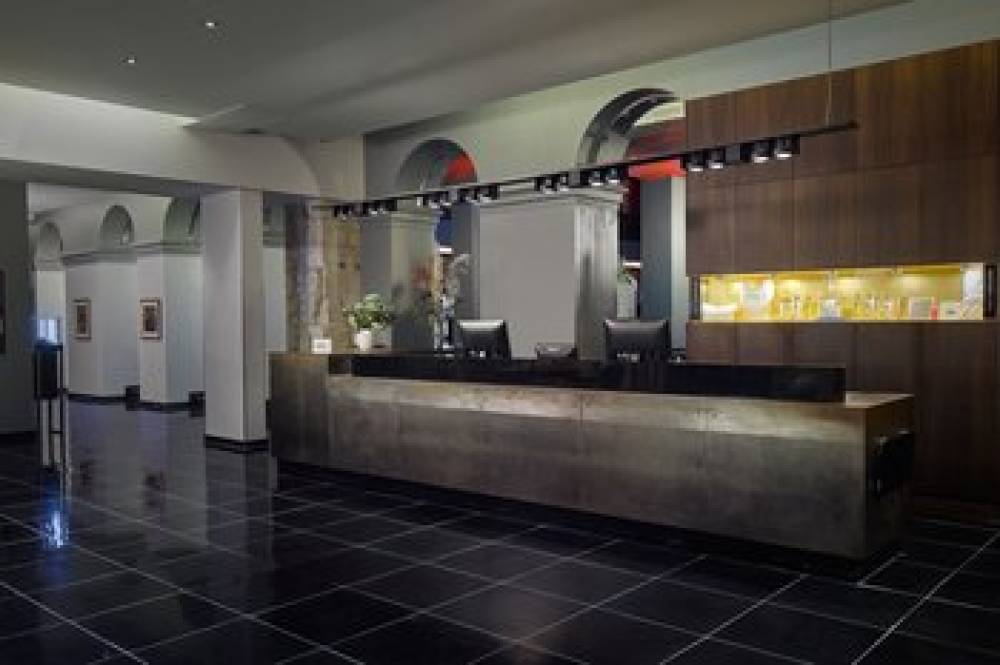 Hotel De Bourgtheroulde Autograph Collection 5