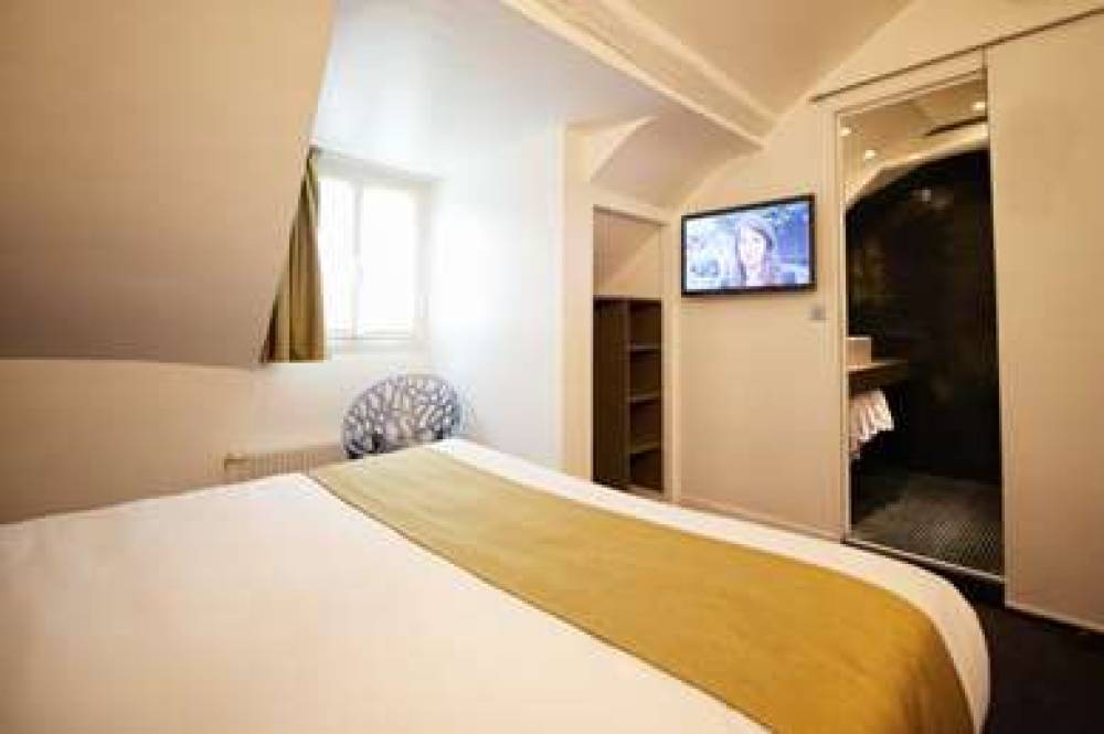 HOTEL DE LA GAITE*** 5