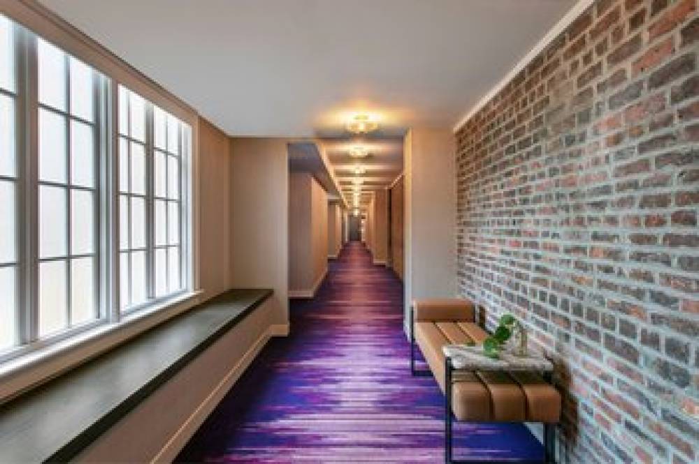 Hotel De La Poste - French Quarter A Renaissance Hotel 4