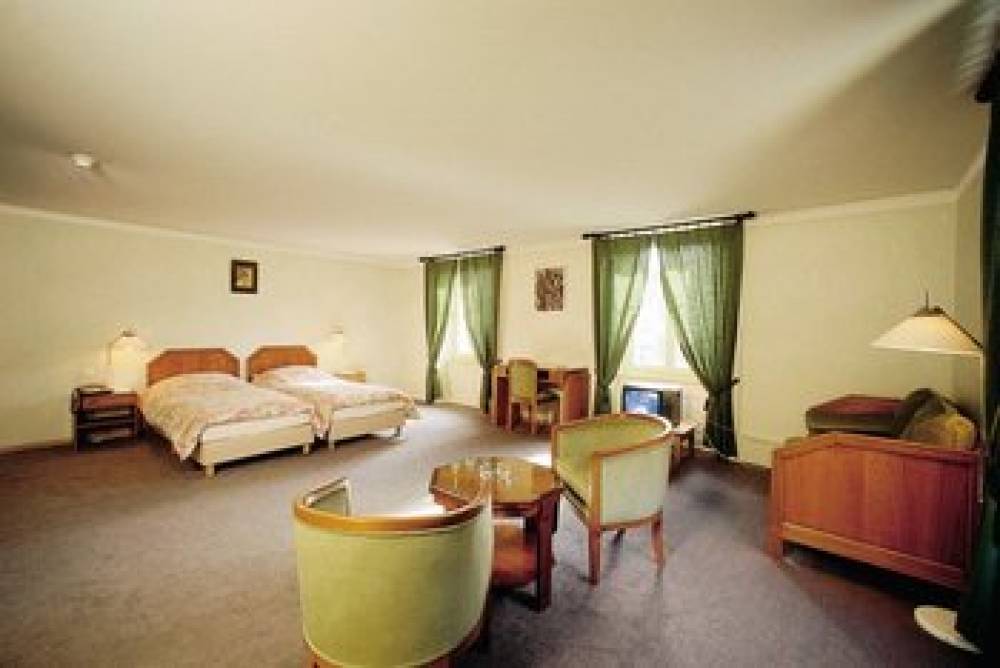 Hotel De L'Aigle 6