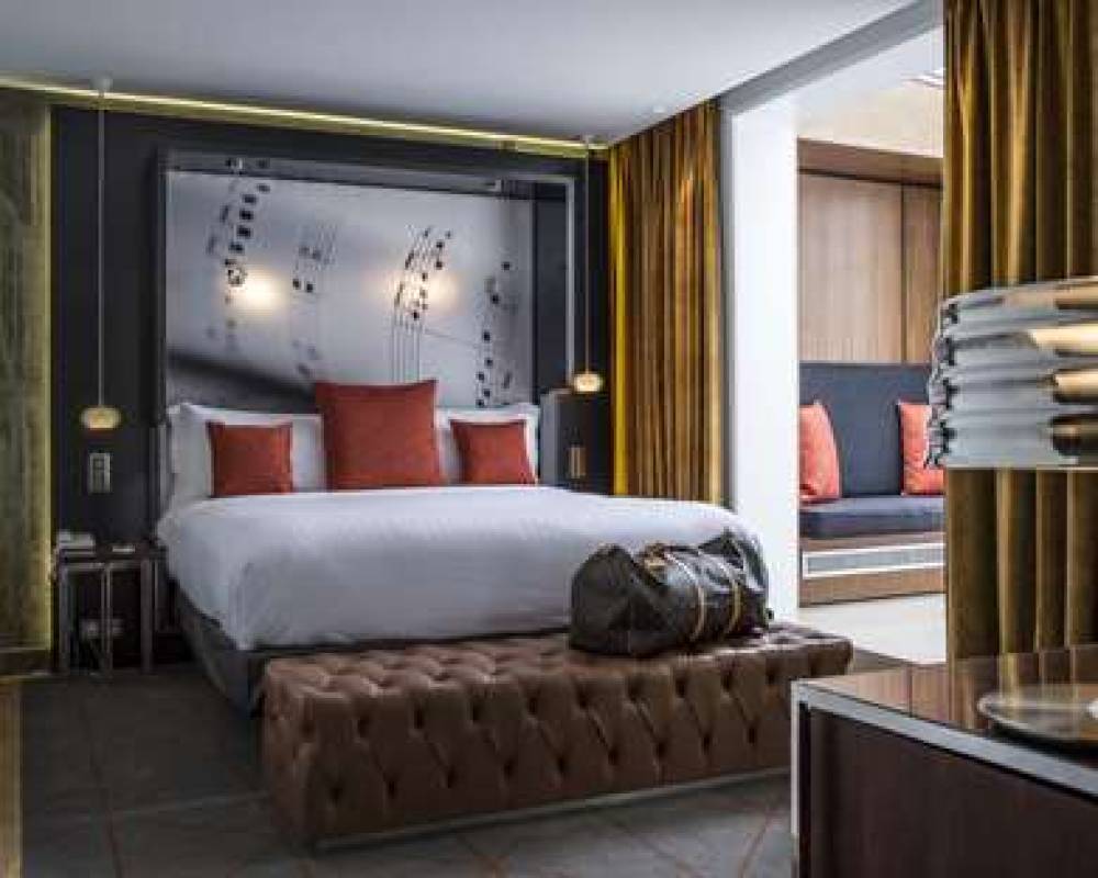 HOTEL DE SERS 2