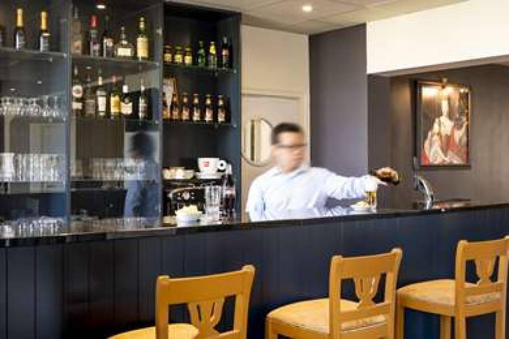 HOTEL DES LYS 1