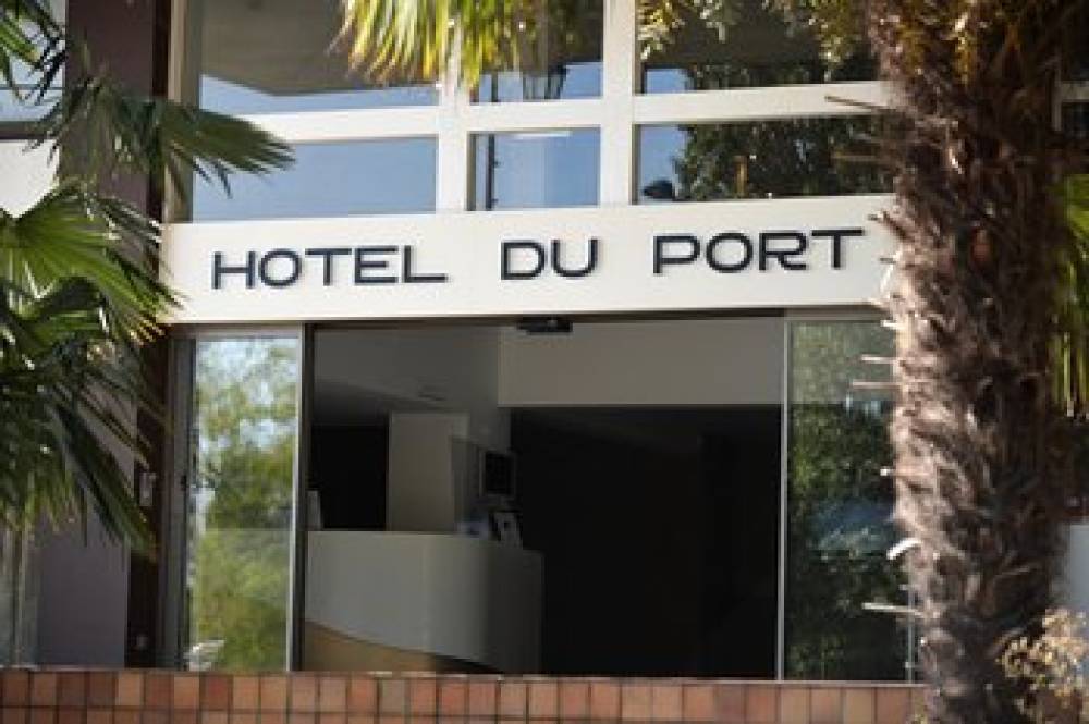 HOTEL DU PORT 1