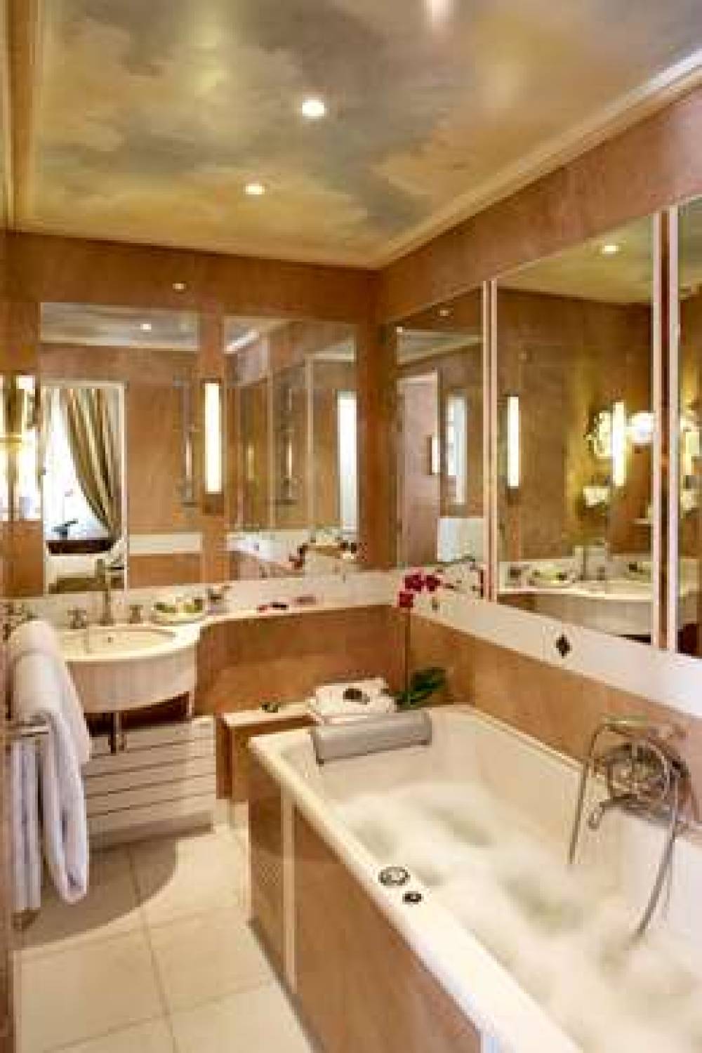 Hotel Gavarni 9