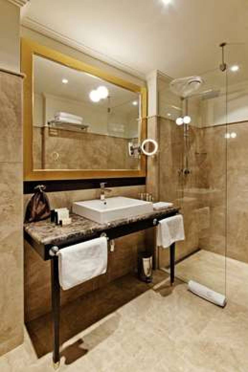 Hotel Grandezza 5