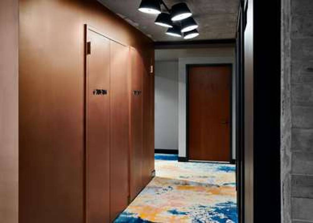 HOTEL HENDRICKS 2
