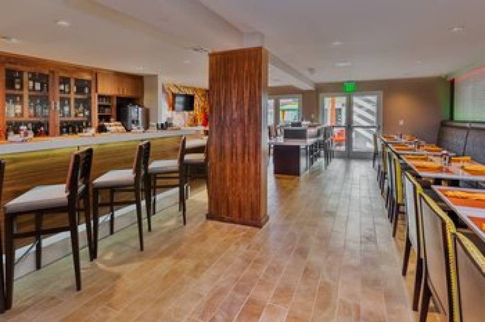 Hotel Indigo ANAHEIM 3