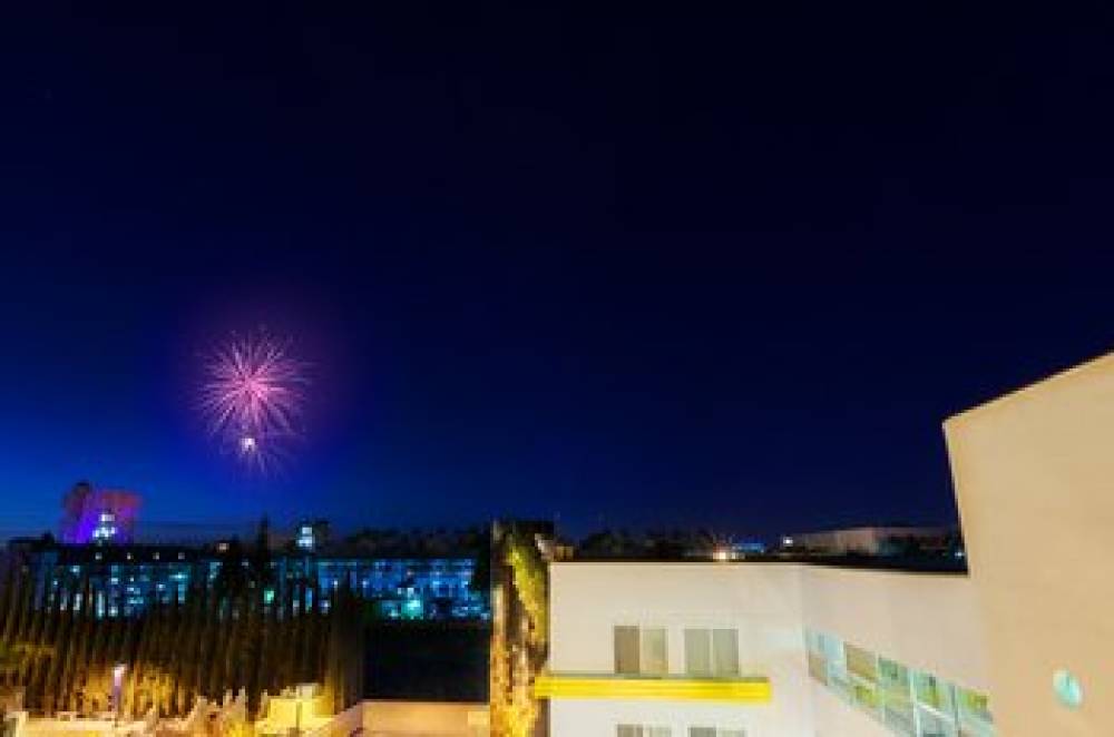 Hotel Indigo ANAHEIM 4