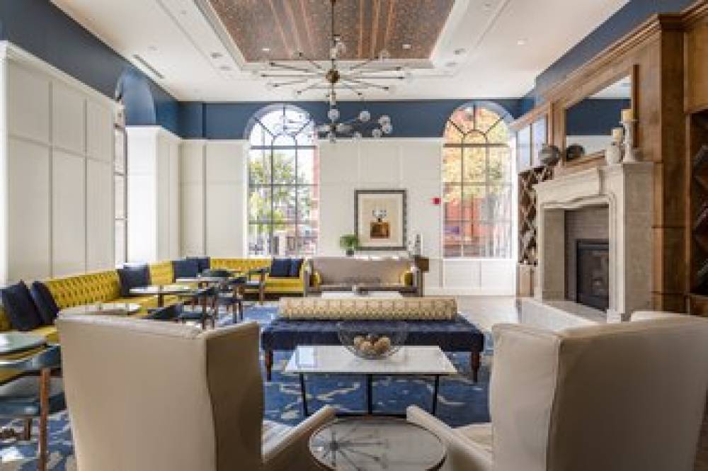 HOTEL INDIGO BALTIMORE DWTN 3