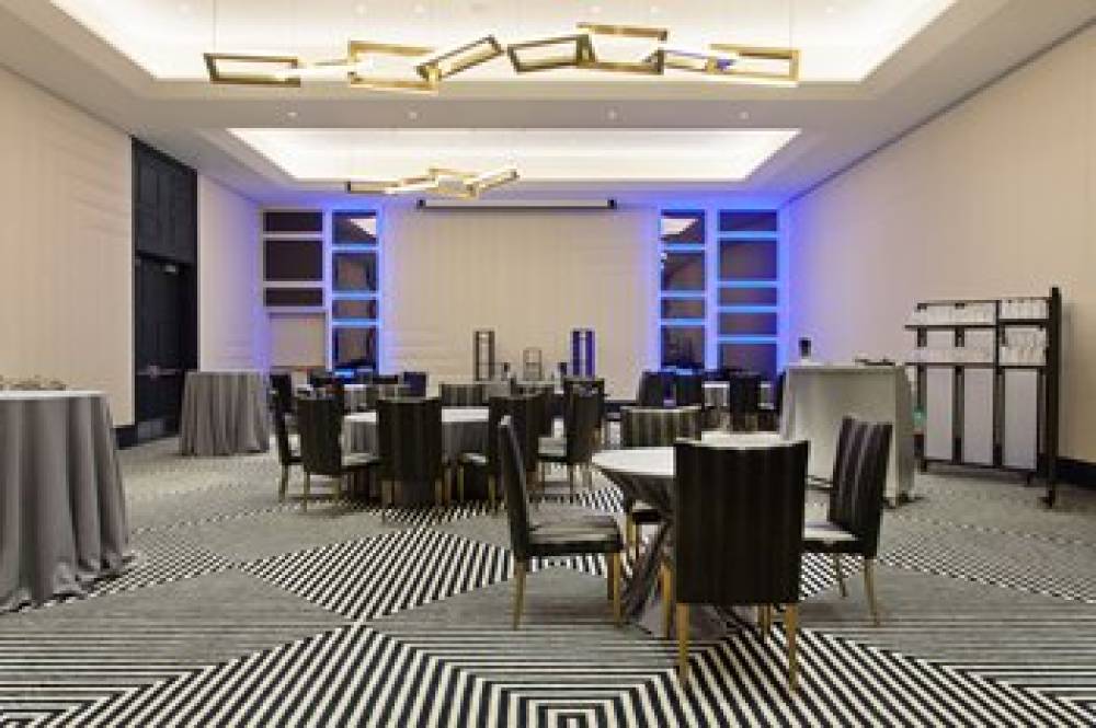 HOTEL INDIGO DOWNTOWN 3