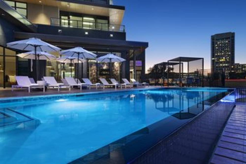 HOTEL INDIGO IRVING LAS COLINAS BY 4