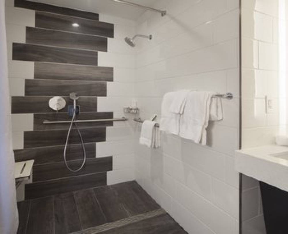 HOTEL INDIGO MIDTOWN 9