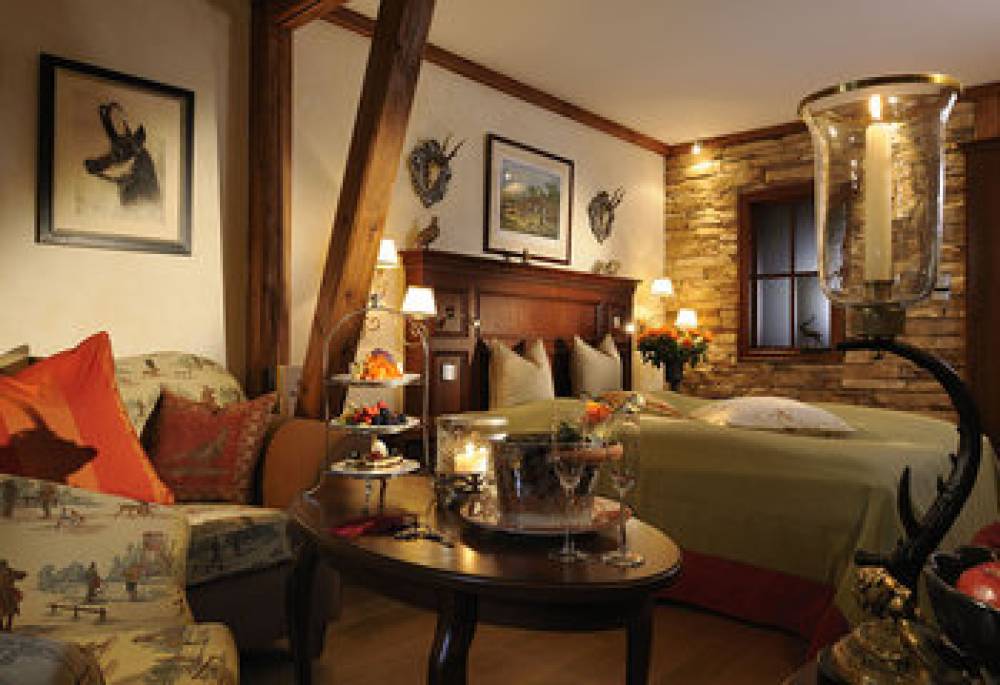 HOTEL JAGDHOF GLASHUTTE 2