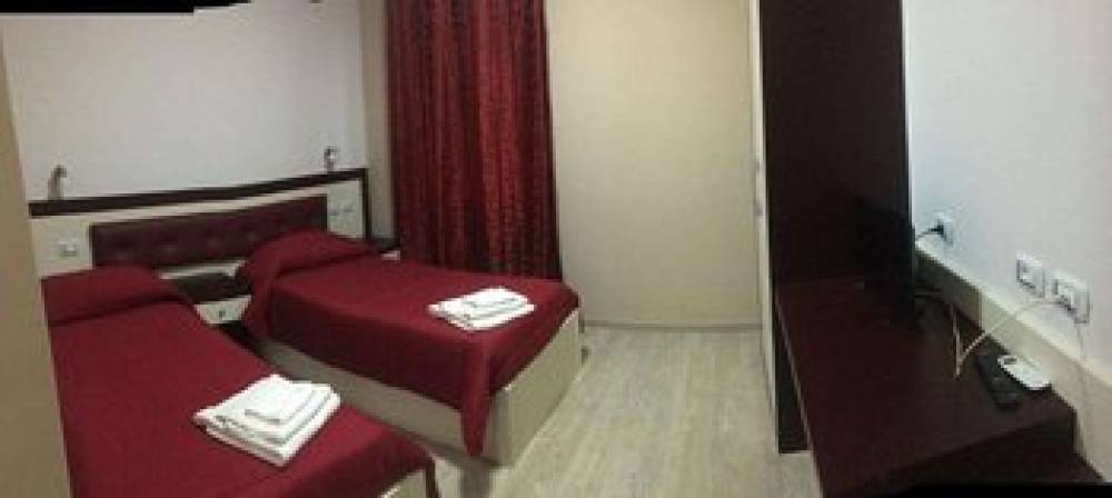 HOTEL LA MIMOSA 9