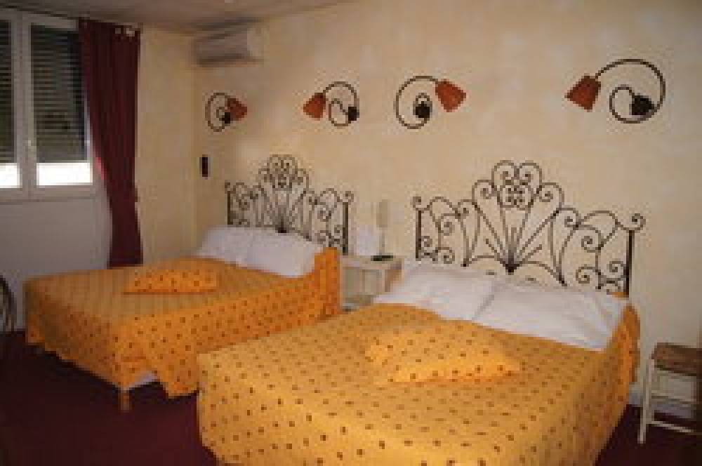 Hotel Le Regence 9