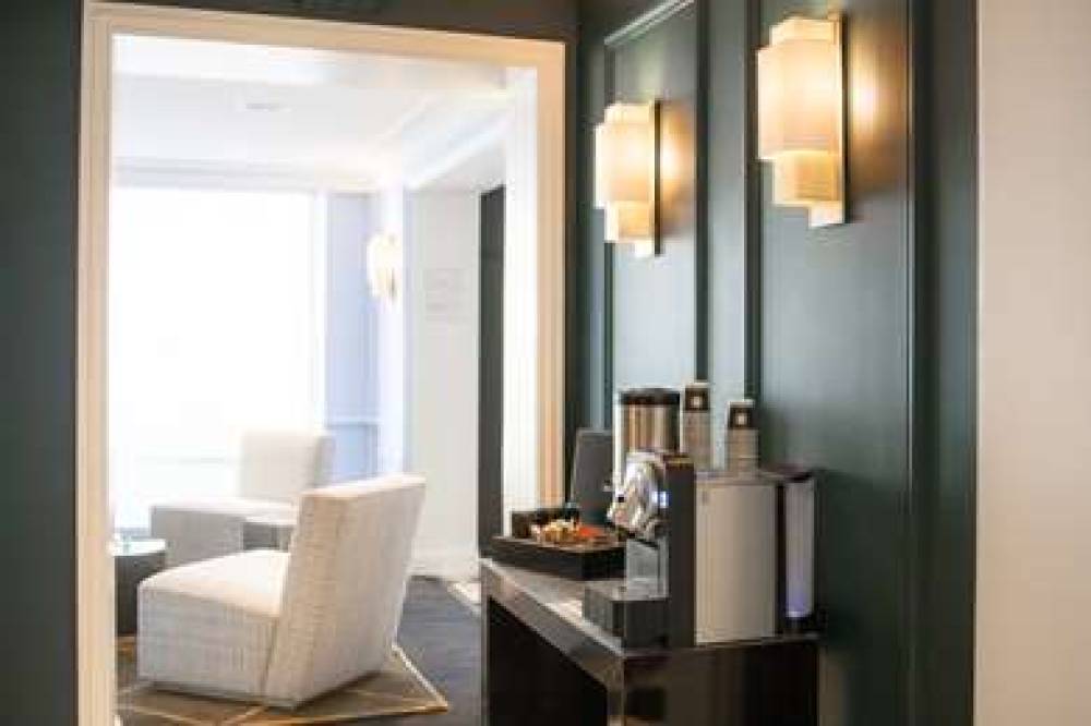 HOTEL LE ROYAL RIVE GAUCHE 4