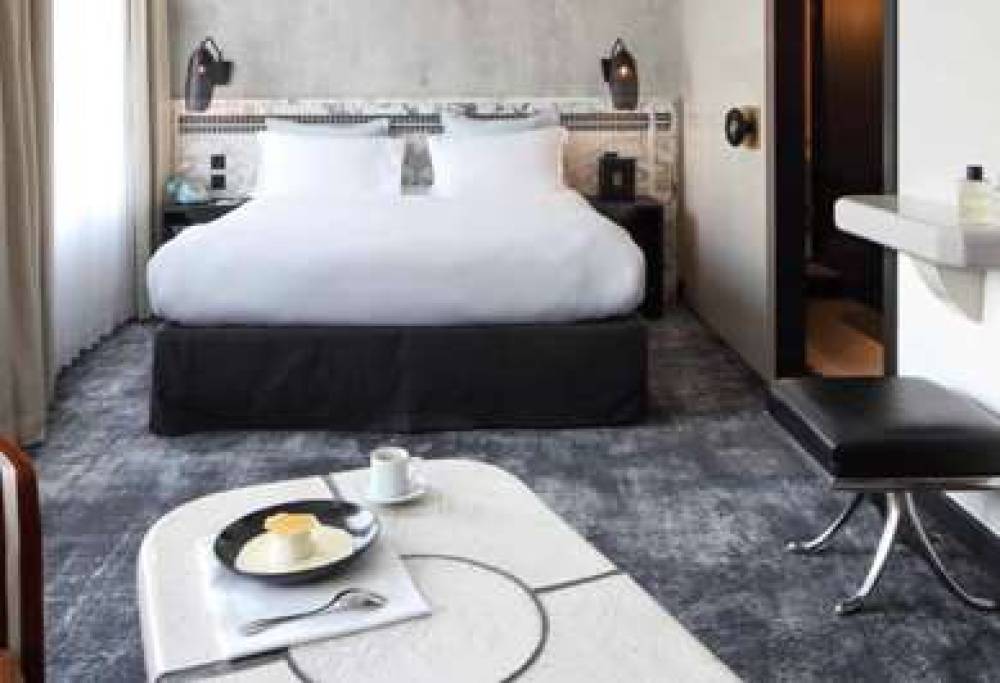 HOTEL LES BAINS 2
