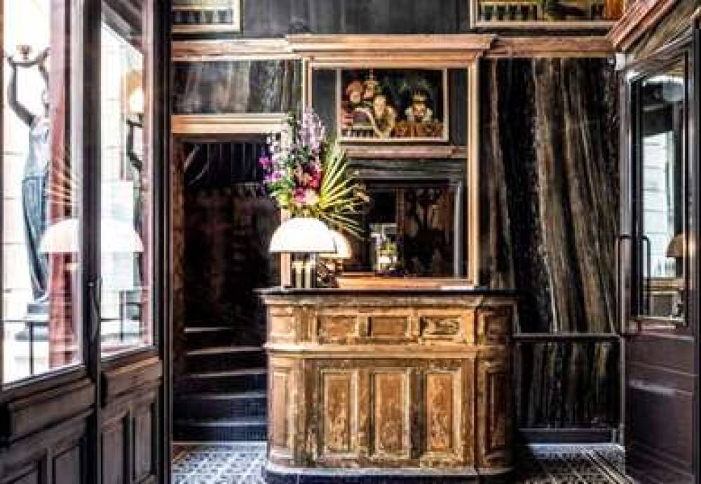 HOTEL LES BAINS 10