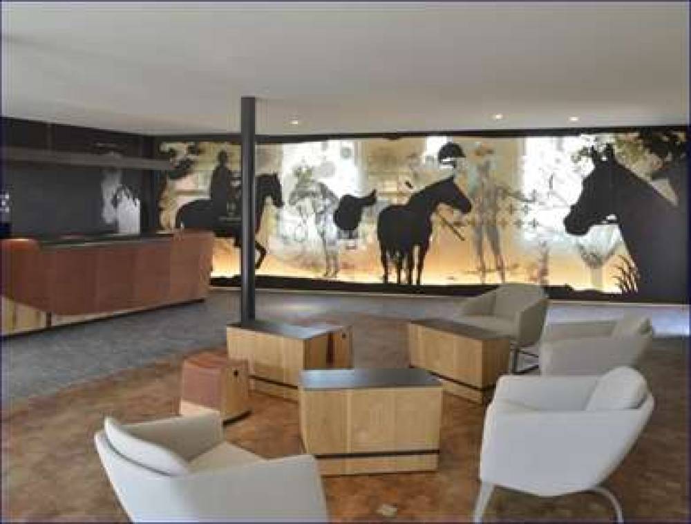 HOTEL LES HARAS 4