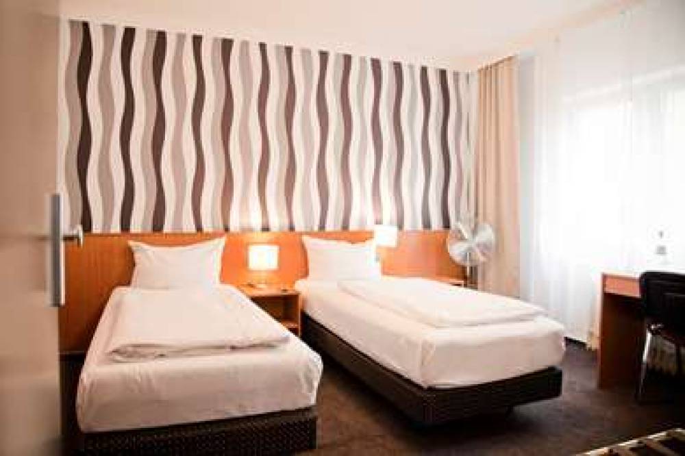 HOTEL LES NATIONS 6